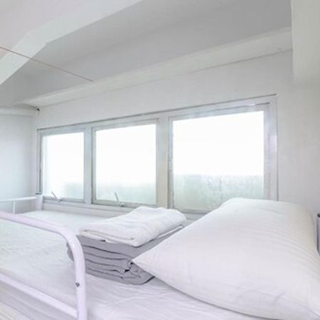 Ark Hostel City Center Manila Pasay Exterior foto